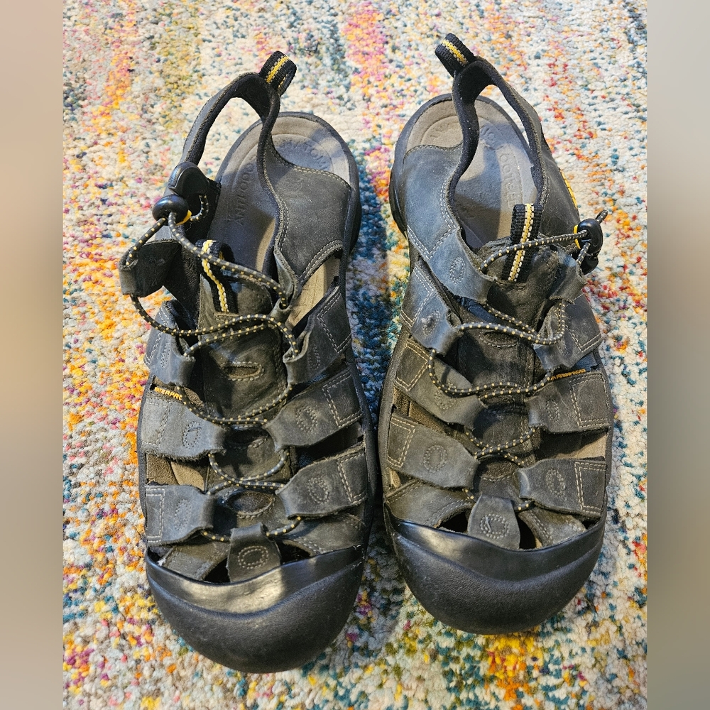 Men’s Keen Sandals Newport Waterproof Size 13 Navy Suede